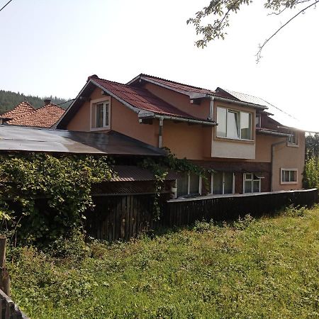 Casa Cristian Villa Campulung Moldovenesc Exterior photo